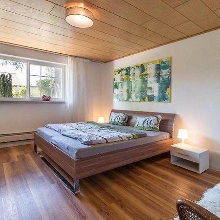 Villa-Doerr 100 M² + 1500M² Garten 보스타트 외부 사진