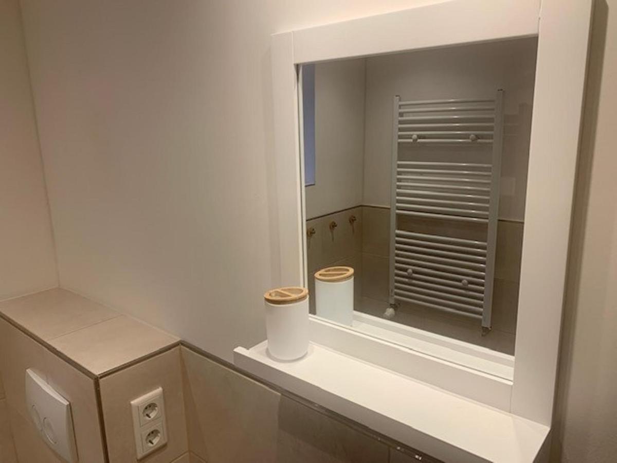 Villa-Doerr 100 M² + 1500M² Garten 보스타트 외부 사진