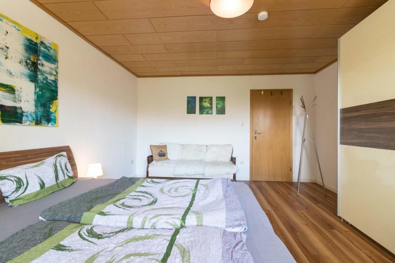 Villa-Doerr 100 M² + 1500M² Garten 보스타트 외부 사진