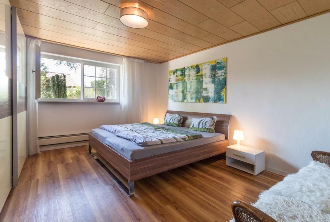 Villa-Doerr 100 M² + 1500M² Garten 보스타트 외부 사진